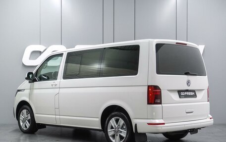 Volkswagen Caravelle T6 рестайлинг, 2020 год, 4 599 000 рублей, 2 фотография