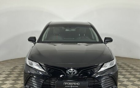 Toyota Camry, 2021 год, 2 850 000 рублей, 2 фотография