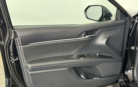 Toyota Camry, 2021 год, 2 850 000 рублей, 8 фотография