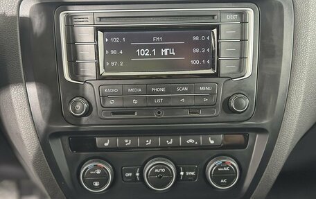 Volkswagen Jetta VI, 2014 год, 1 200 000 рублей, 12 фотография