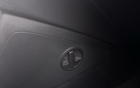 Audi Q3, 2011 год, 1 350 000 рублей, 26 фотография