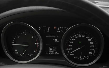 Toyota Land Cruiser 200, 2012 год, 3 200 000 рублей, 18 фотография