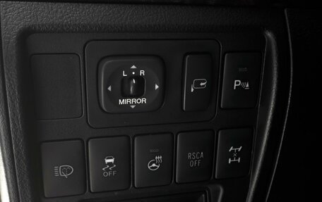 Toyota Land Cruiser 200, 2012 год, 3 200 000 рублей, 22 фотография