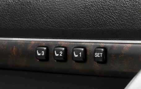 Toyota Land Cruiser 200, 2012 год, 3 200 000 рублей, 25 фотография