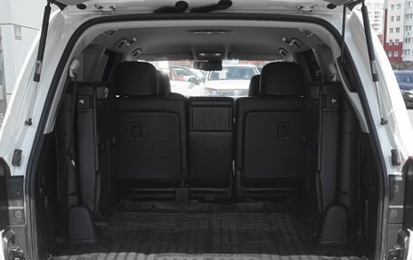 Toyota Land Cruiser 200, 2012 год, 3 200 000 рублей, 29 фотография