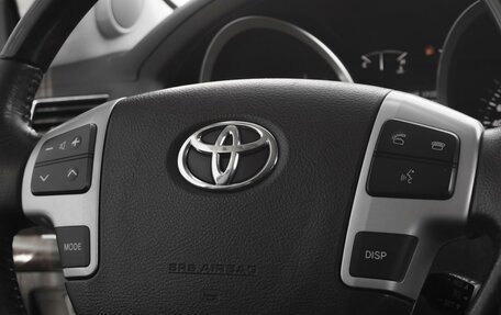 Toyota Land Cruiser 200, 2012 год, 3 200 000 рублей, 28 фотография