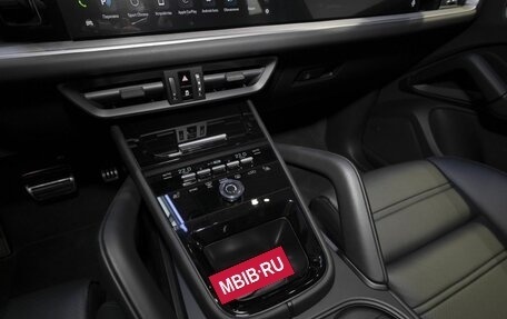 Porsche Cayenne III, 2024 год, 18 495 000 рублей, 8 фотография