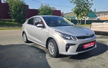 KIA Rio IV, 2017 год, 1 300 000 рублей, 2 фотография
