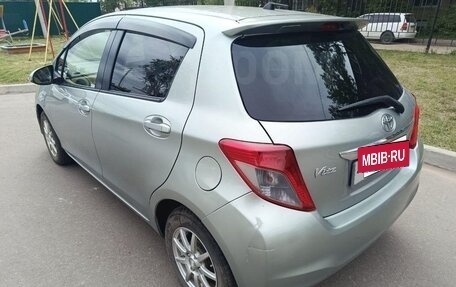 Toyota Vitz, 2012 год, 590 000 рублей, 10 фотография