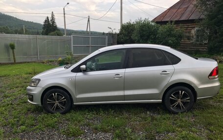 Volkswagen Polo VI (EU Market), 2015 год, 565 000 рублей, 3 фотография