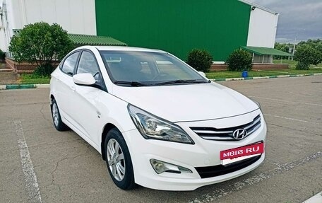 Hyundai Solaris II рестайлинг, 2015 год, 1 170 000 рублей, 3 фотография