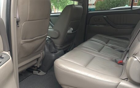 Toyota Sequoia II рестайлинг, 2001 год, 1 900 000 рублей, 5 фотография