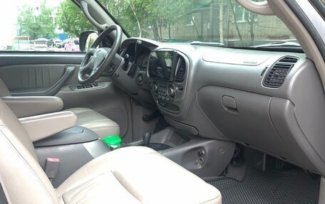 Toyota Sequoia II рестайлинг, 2001 год, 1 900 000 рублей, 3 фотография