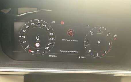 Land Rover Range Rover IV рестайлинг, 2018 год, 6 200 000 рублей, 9 фотография