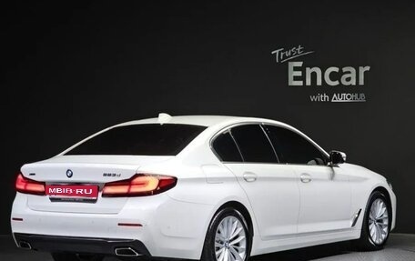 BMW 5 серия, 2021 год, 3 440 000 рублей, 3 фотография