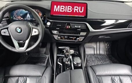 BMW 5 серия, 2021 год, 3 440 000 рублей, 9 фотография