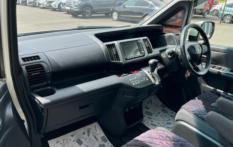 Honda Stepwgn IV, 2012 год, 1 599 000 рублей, 12 фотография