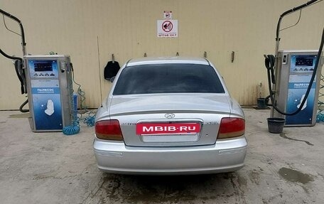 Hyundai Sonata IV рестайлинг, 2003 год, 385 000 рублей, 3 фотография