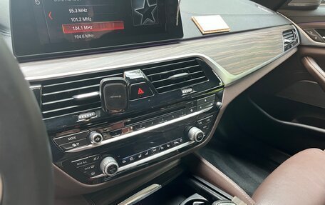 BMW 5 серия, 2017 год, 3 750 000 рублей, 13 фотография