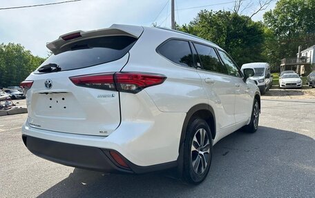 Toyota Highlander, 2023 год, 5 110 000 рублей, 4 фотография