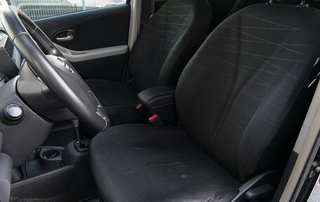Toyota Yaris III рестайлинг, 2008 год, 590 000 рублей, 14 фотография