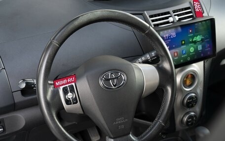 Toyota Yaris III рестайлинг, 2008 год, 590 000 рублей, 16 фотография
