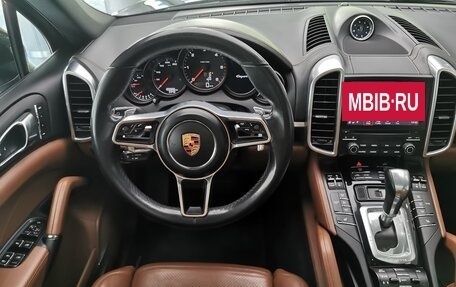 Porsche Cayenne III, 2017 год, 4 470 000 рублей, 18 фотография