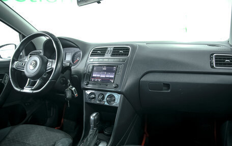 Volkswagen Polo VI (EU Market), 2019 год, 1 300 000 рублей, 6 фотография