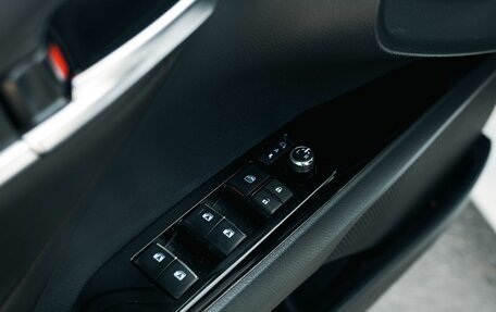 Toyota Camry, 2020 год, 2 950 000 рублей, 17 фотография