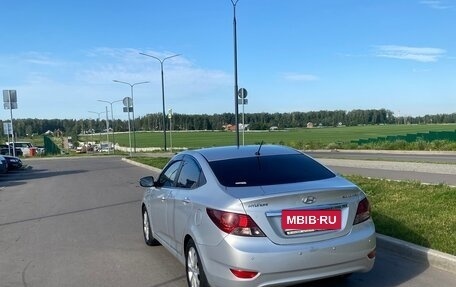 Hyundai Solaris II рестайлинг, 2013 год, 799 000 рублей, 5 фотография
