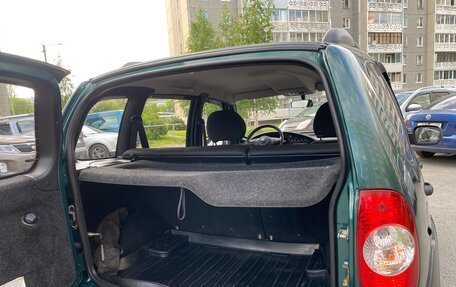 Chevrolet Niva I рестайлинг, 2012 год, 530 000 рублей, 14 фотография