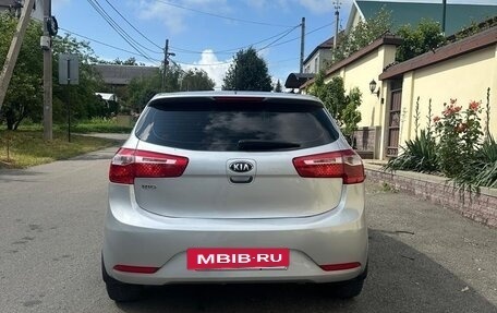 KIA Rio III рестайлинг, 2013 год, 800 000 рублей, 7 фотография