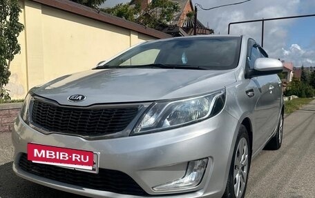 KIA Rio III рестайлинг, 2013 год, 800 000 рублей, 15 фотография