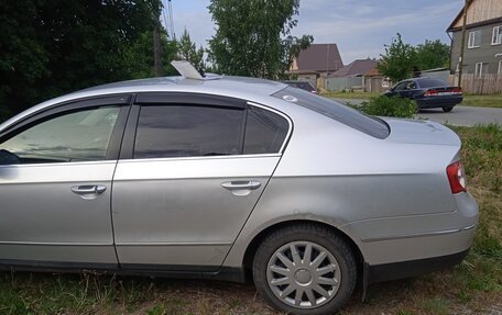 Volkswagen Passat B6, 2006 год, 500 000 рублей, 2 фотография