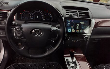 Toyota Camry, 2012 год, 1 888 000 рублей, 4 фотография