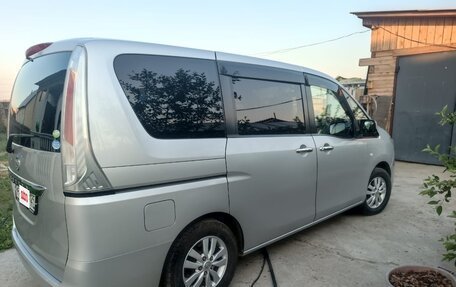 Nissan Serena IV, 2010 год, 1 340 000 рублей, 4 фотография