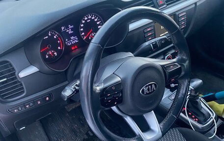 KIA Rio IV, 2018 год, 1 100 000 рублей, 6 фотография