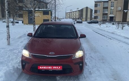 KIA Rio IV, 2018 год, 1 100 000 рублей, 4 фотография