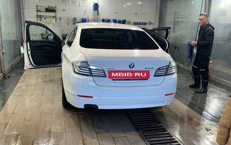 BMW 5 серия, 2012 год, 1 700 000 рублей, 2 фотография