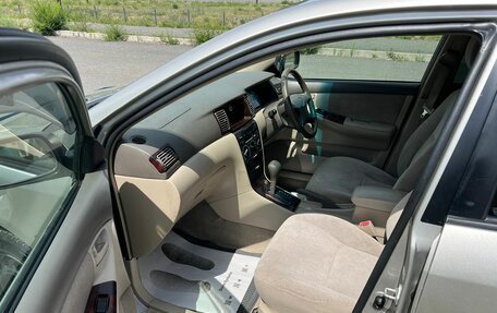 Toyota Corolla, 2002 год, 599 000 рублей, 10 фотография