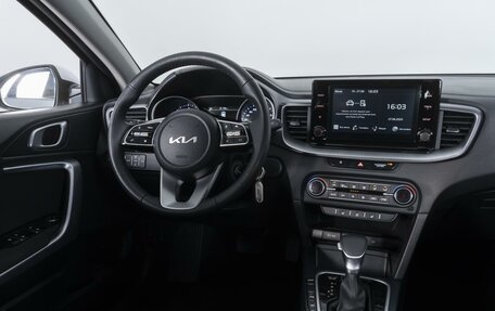 KIA cee'd III, 2021 год, 1 899 000 рублей, 16 фотография