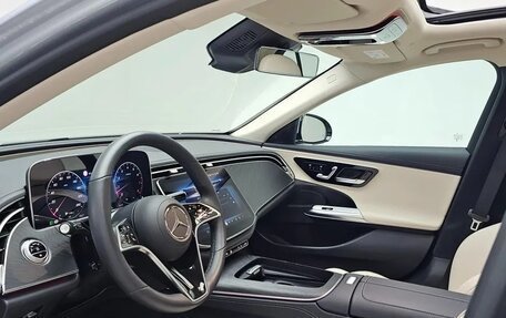 Mercedes-Benz E-Класс, 2024 год, 5 310 000 рублей, 6 фотография