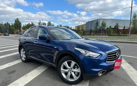 Infiniti QX70, 2013 год, 2 290 000 рублей, 2 фотография