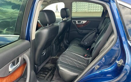 Infiniti QX70, 2013 год, 2 290 000 рублей, 5 фотография