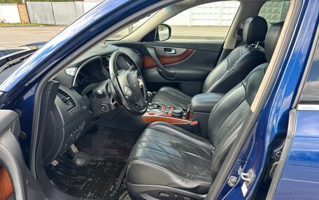 Infiniti QX70, 2013 год, 2 290 000 рублей, 6 фотография