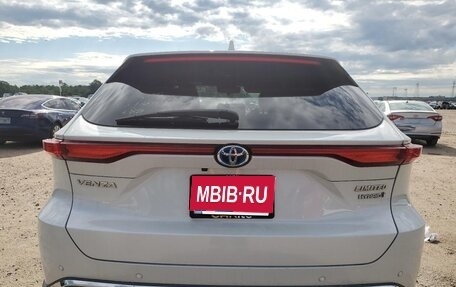 Toyota Venza, 2024 год, 4 510 000 рублей, 5 фотография