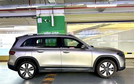 Mercedes-Benz EQB, 2023 год, 2 810 000 рублей, 5 фотография