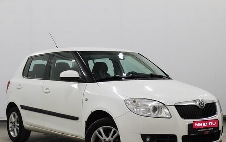 Skoda Fabia II, 2008 год, 450 000 рублей, 3 фотография