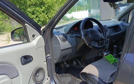 Renault Logan I, 2008 год, 270 000 рублей, 2 фотография
