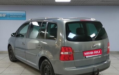 Volkswagen Touran III, 2004 год, 550 000 рублей, 7 фотография